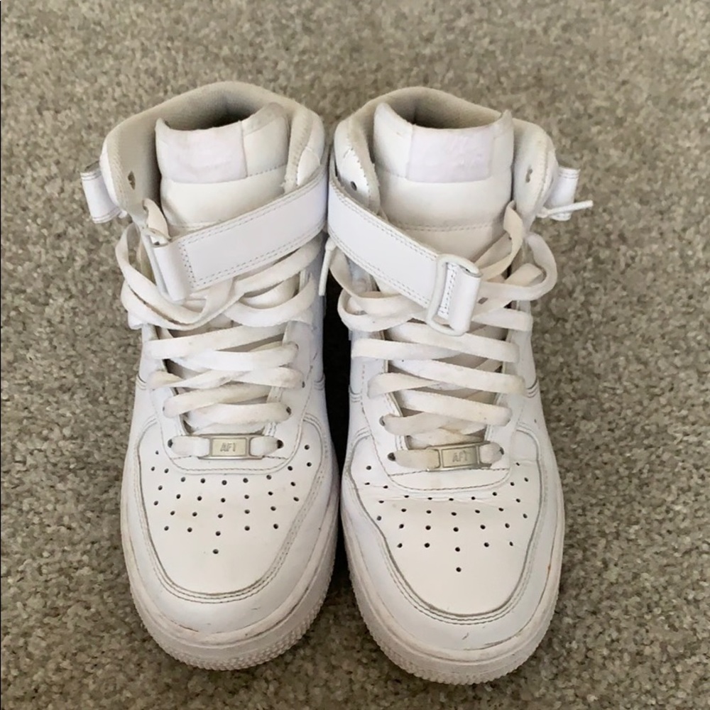 Hi top Air Force 1s